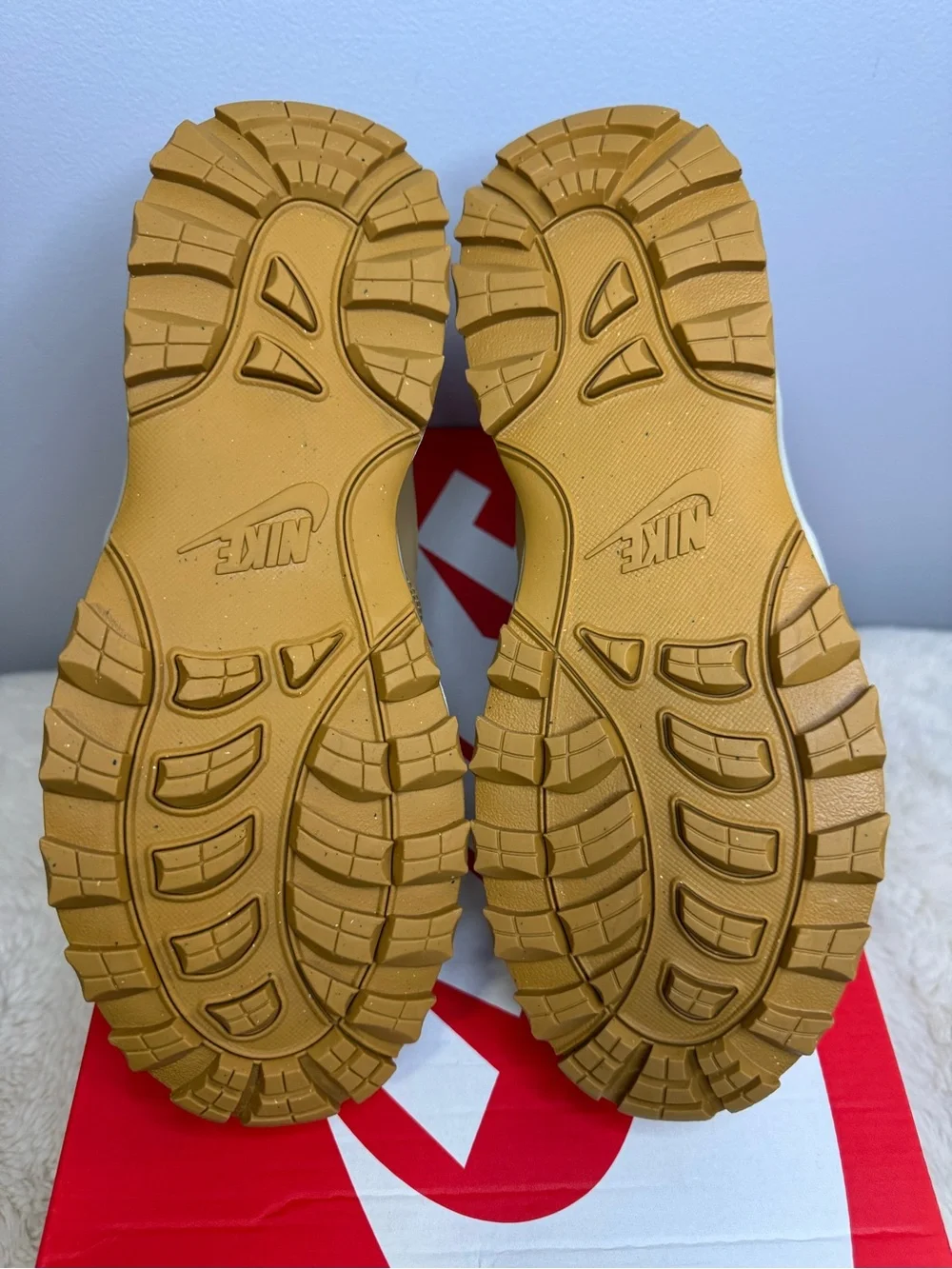 Nike Manoa Leather Boots